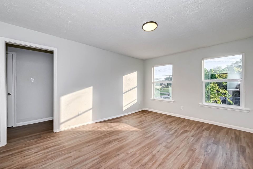 2 Beds 1 Bath - Apartment photo'