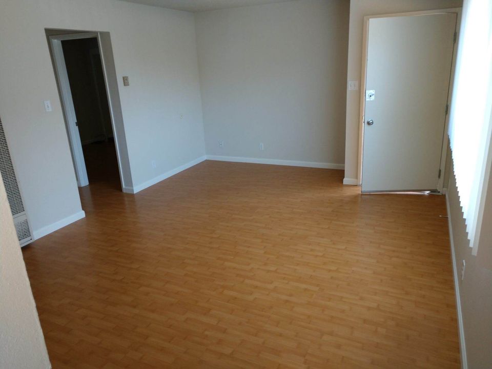 2 Beds 1 Bath Apartment photo'