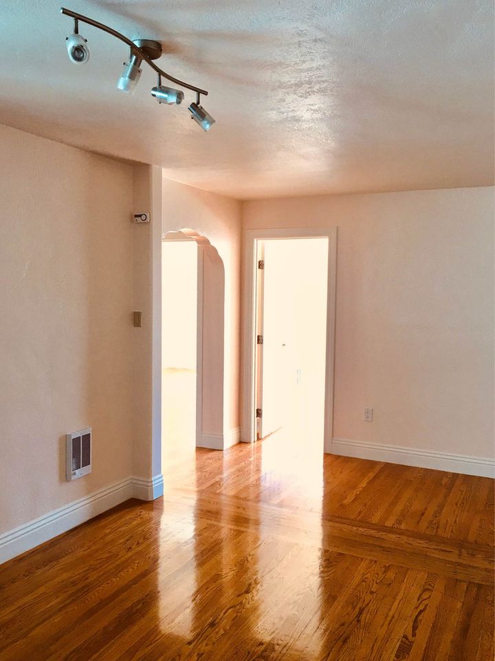 2 Beds 1 Bath - Apartment photo'