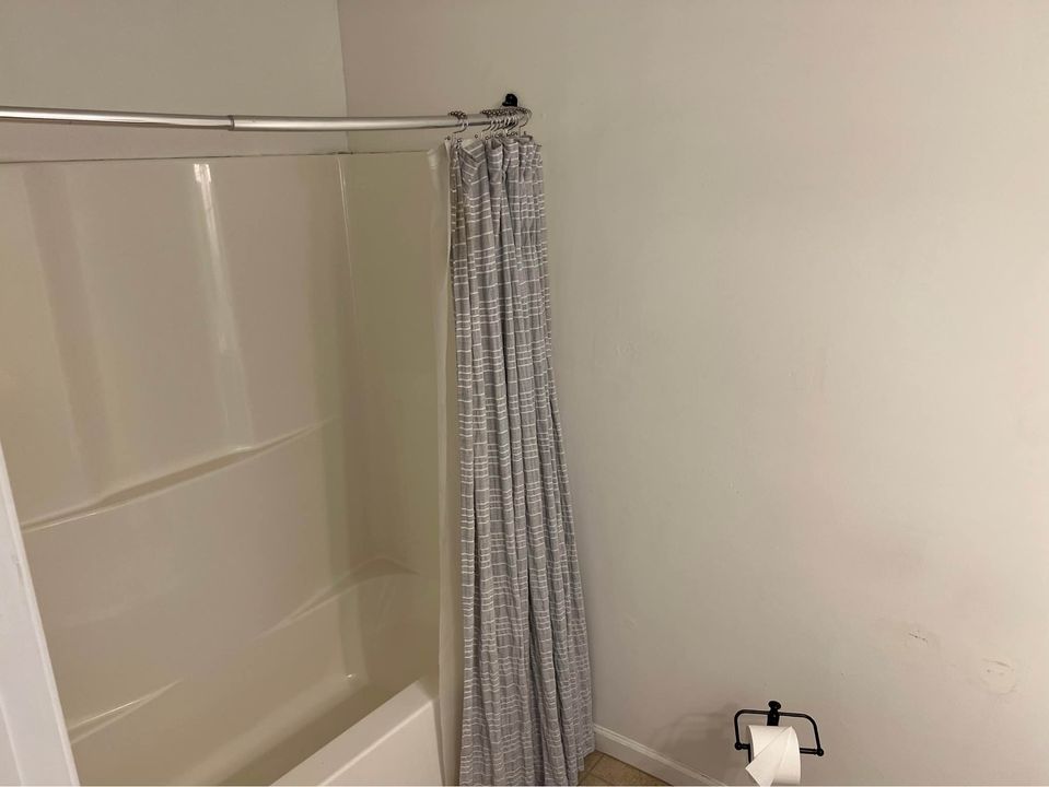 2 Beds 1 Bath - House photo'