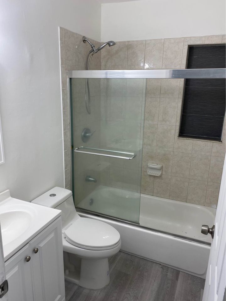 2 Beds 1 Bath - House photo'