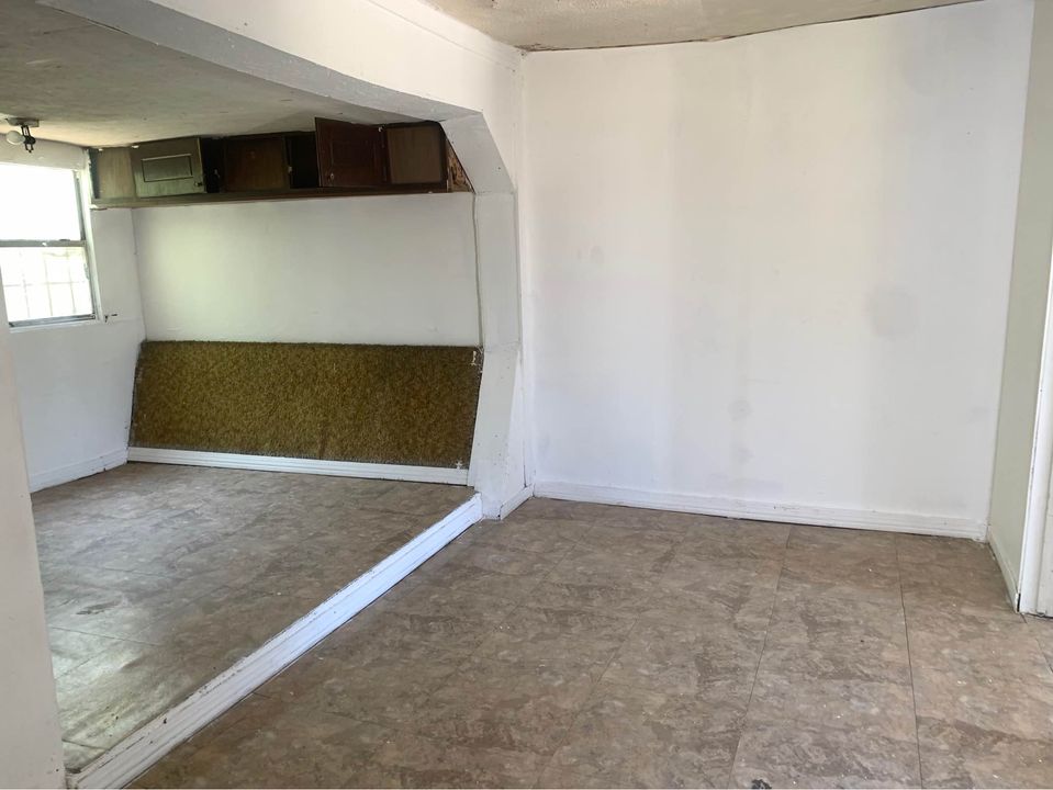 2 Beds 1 Bath - House photo'