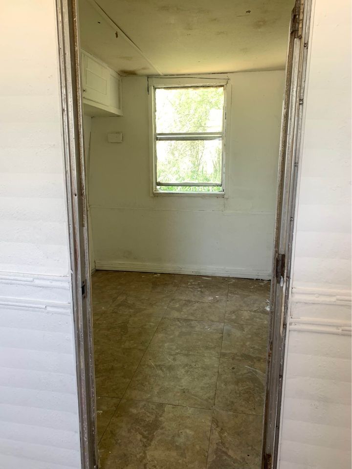 2 Beds 1 Bath - House photo'