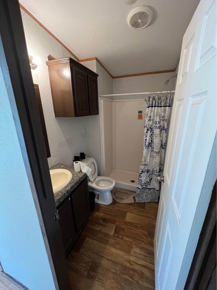 2 Beds 1 Bath - House photo'