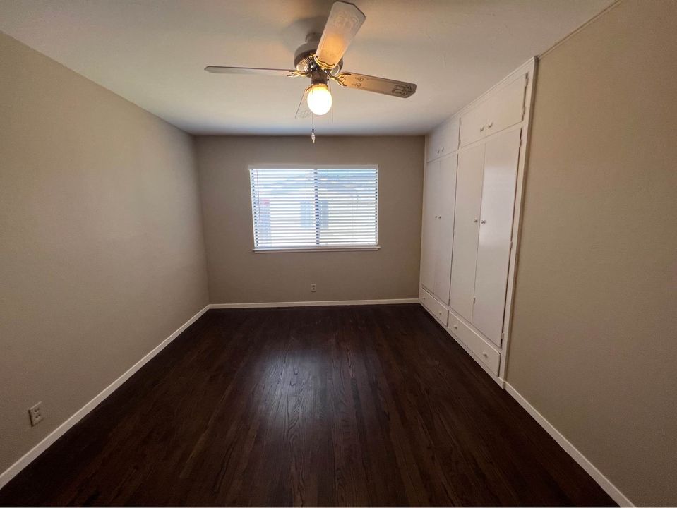 2 Beds 1 Bath - House photo'