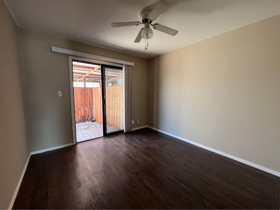 2 Beds 1 Bath - House photo'