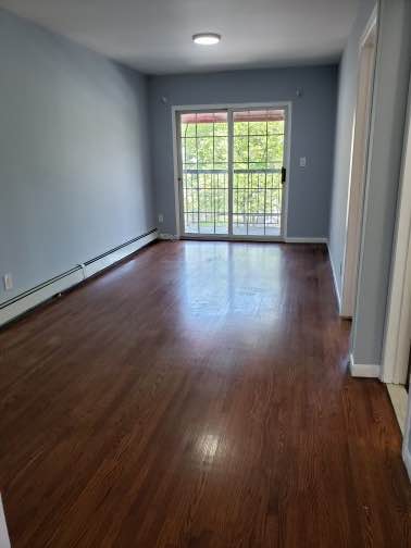 2 Beds 1 Bath - Townhouse photo'