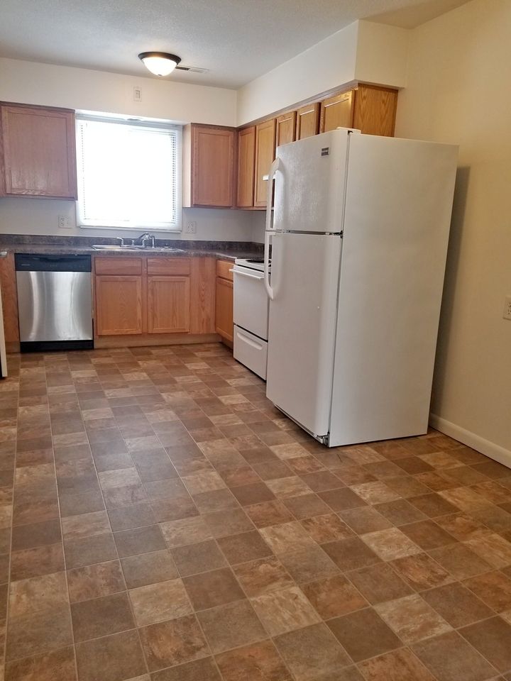 2 Beds 2 Baths Apartment