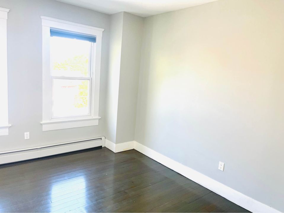 3 Beds 1 Bath - Apartment photo'