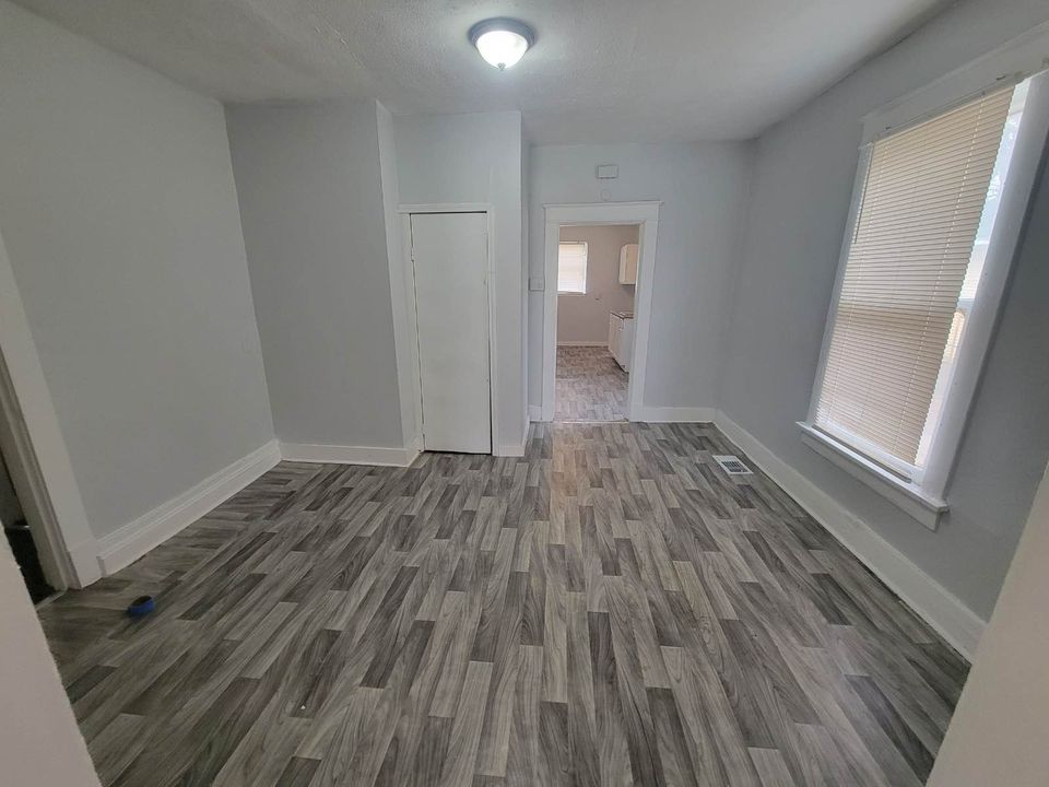 3 Beds 1 Bath - House photo'