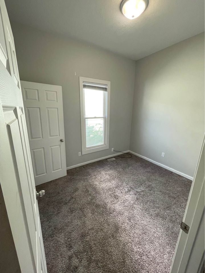 3 Beds 1 Bath - House photo'