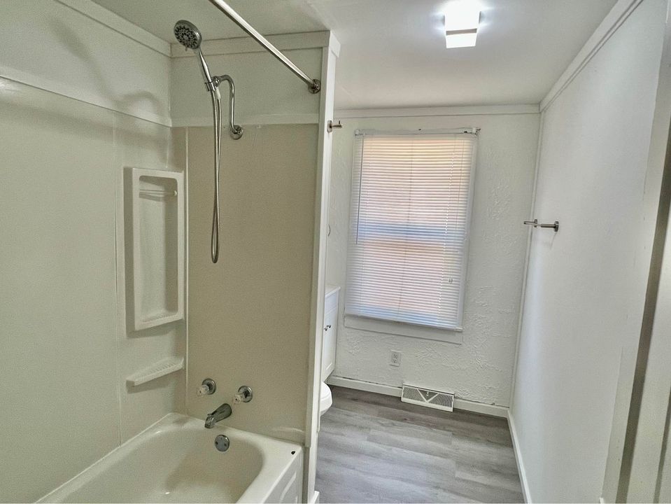 3 Beds 1 Bath - House photo'