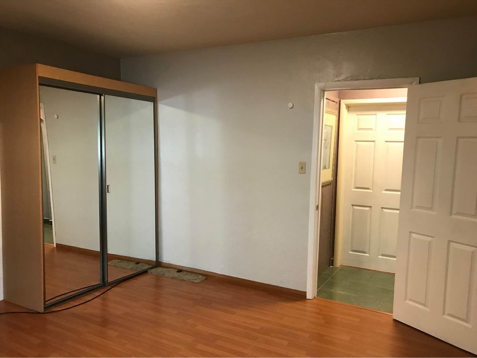 3 Beds 1 Bath - House photo'