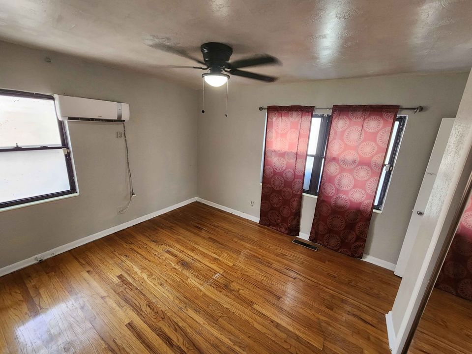 1 Bed 1 Bath - Apartment photo'