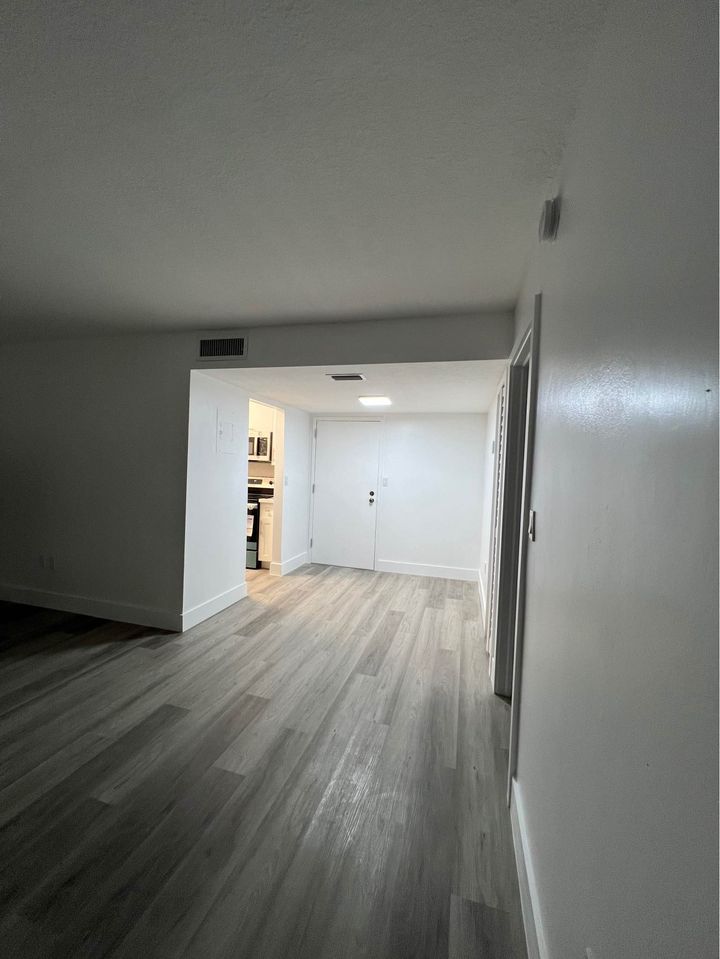 1 Bed 1 Bath - Apartment photo'