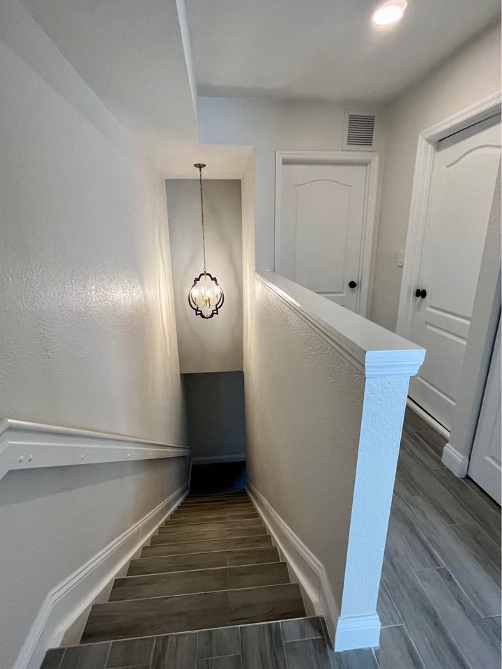 1 Bed 1 Bath - Townhouse photo'