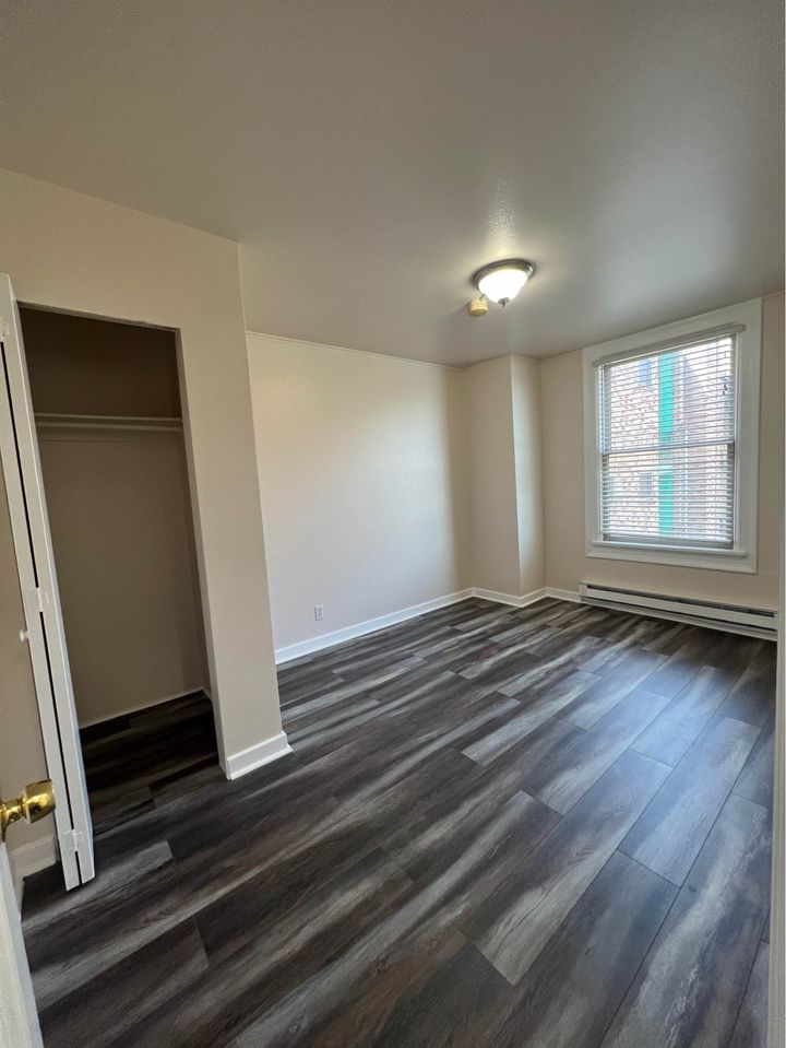 2 Beds 1 Bath Apartment photo'