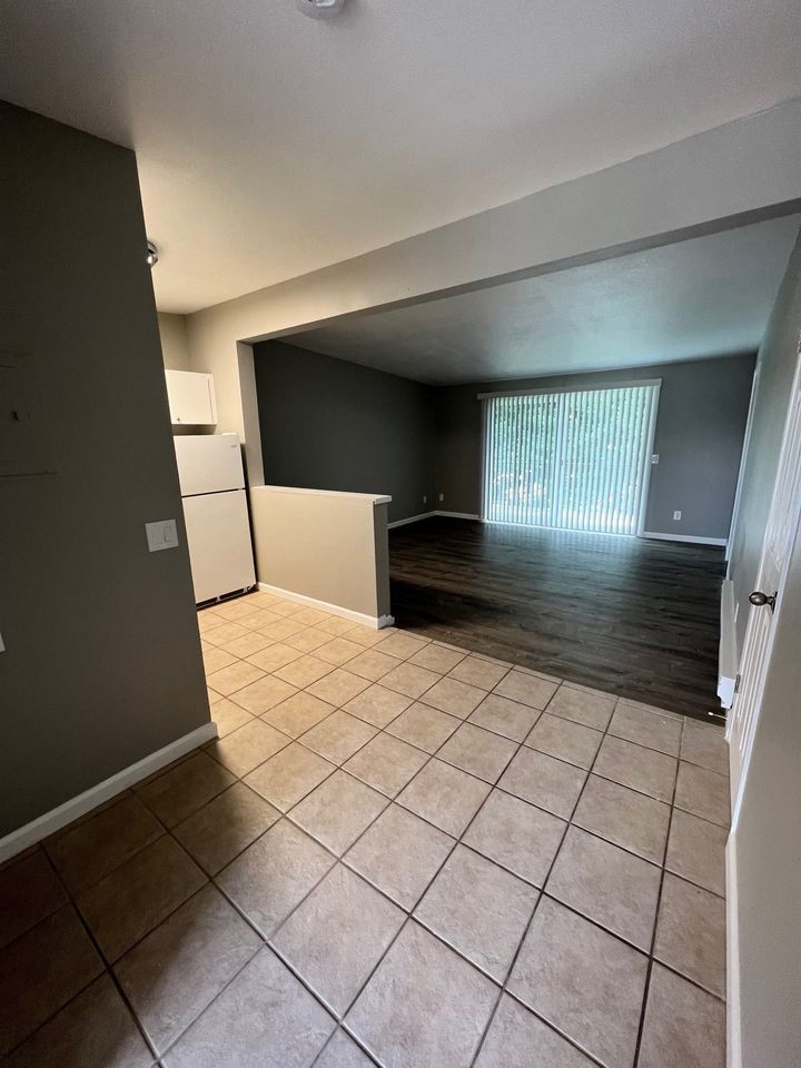 2 Beds 1 Bath Apartment photo'