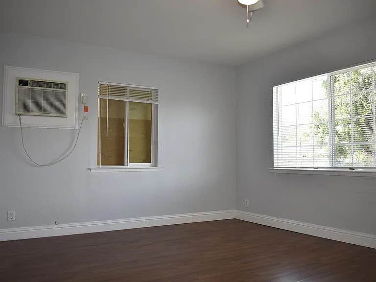 2 Beds 1 Bath - Apartment photo'