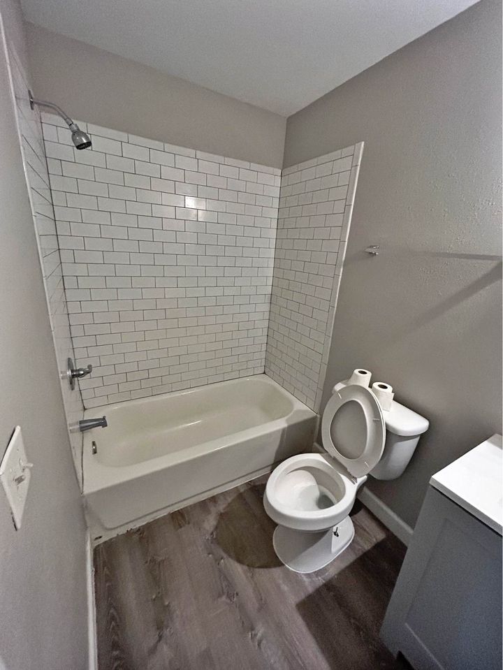 2 Beds 1 Bath - Apartment - 6