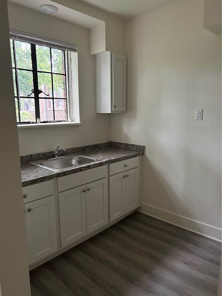 2 Beds 1 Bath - Apartment photo'