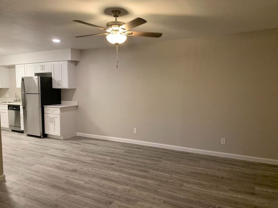 2 Beds 1 Bath Apartment photo'