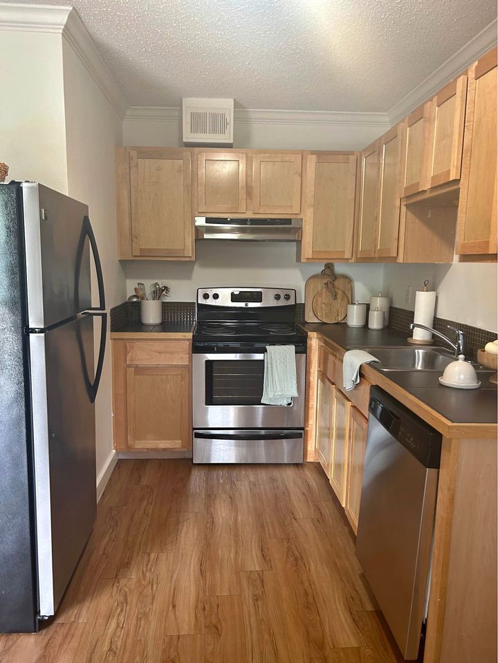 2 Beds 1 Bath - Apartment photo'