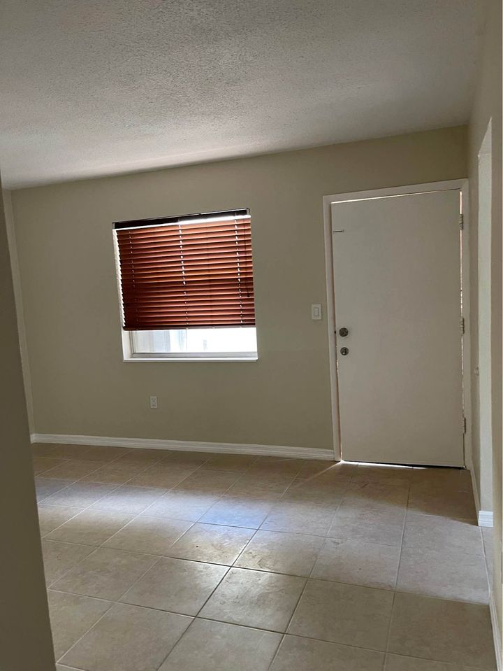 2 Beds 1 Bath - Apartment photo'