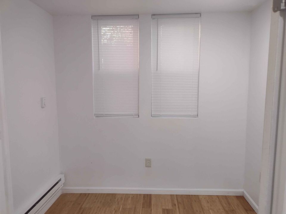 2 Beds 1 Bath - House photo'