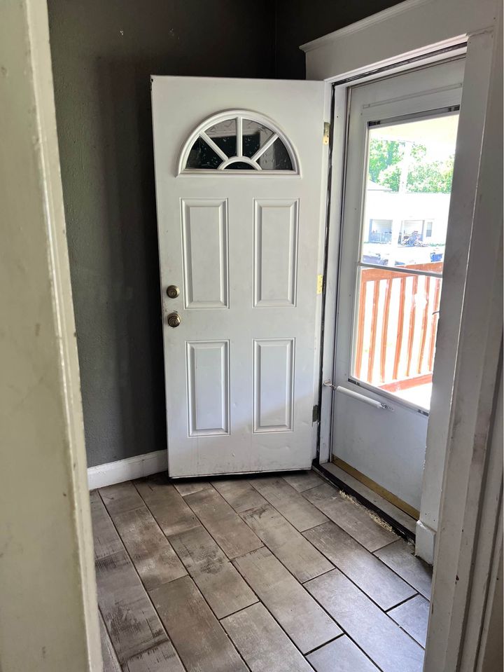 2 Beds 1 Bath - House photo'