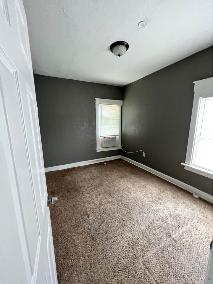 2 Beds 1 Bath - House photo'