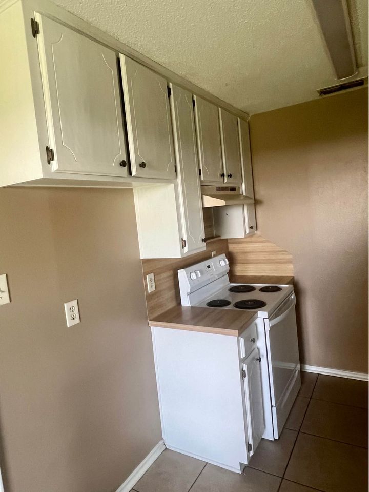 2 Beds 1 Bath - House photo'