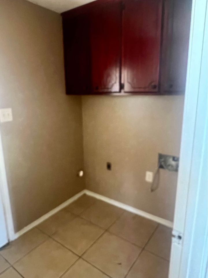 2 Beds 1 Bath - House photo'