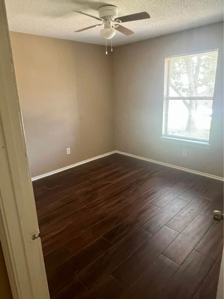 2 Beds 1 Bath - House photo'