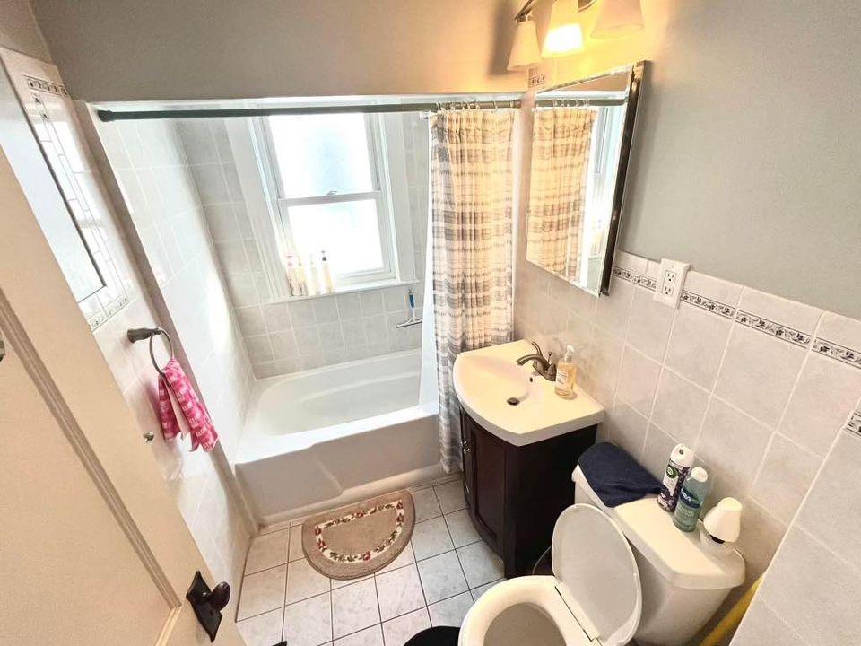 2 Beds 1 Bath - House photo'