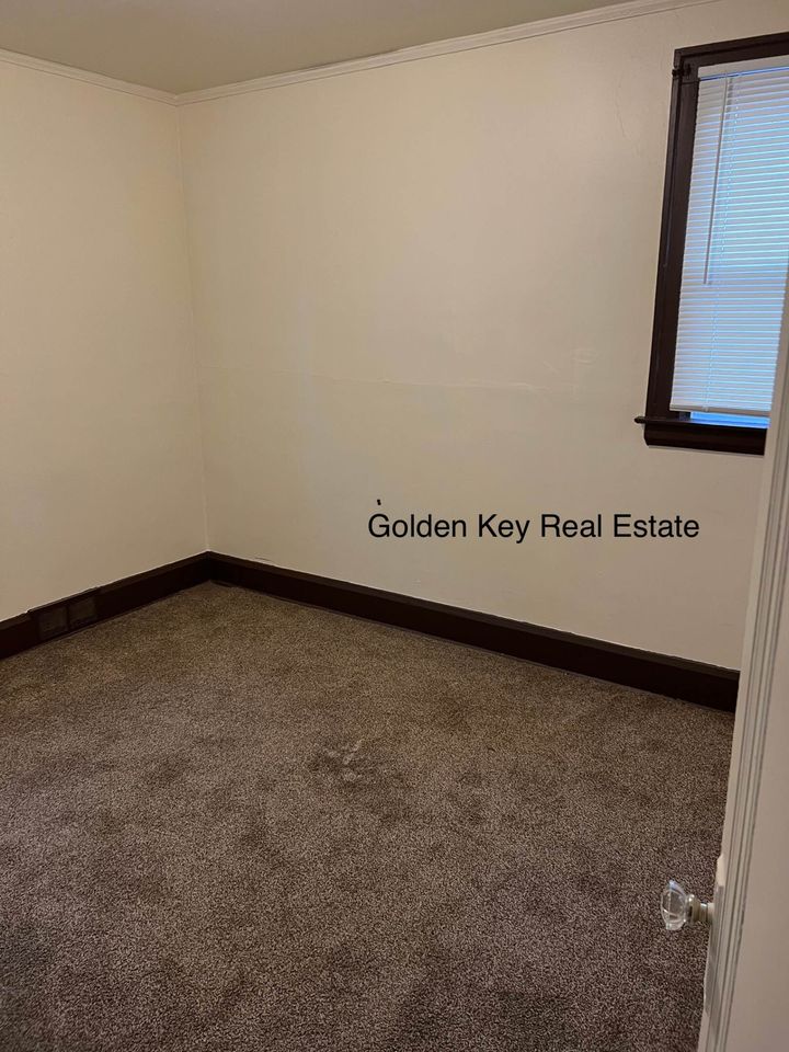 2 Beds 1 Bath - House photo'