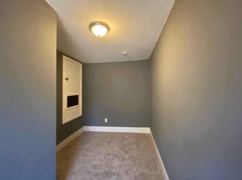 2 Beds 1 Bath - Townhouse photo'