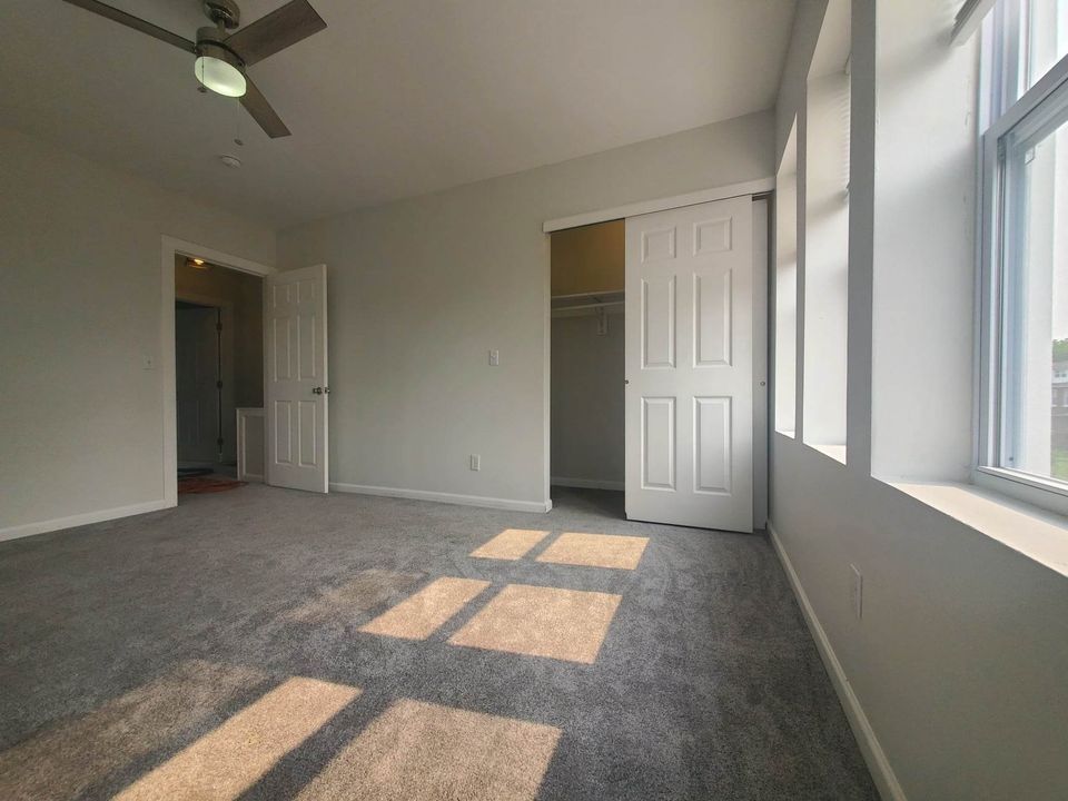 2 Beds 1 Bath Townhouse photo'