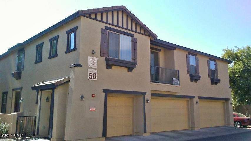 2 Beds 2 Baths Townhouse