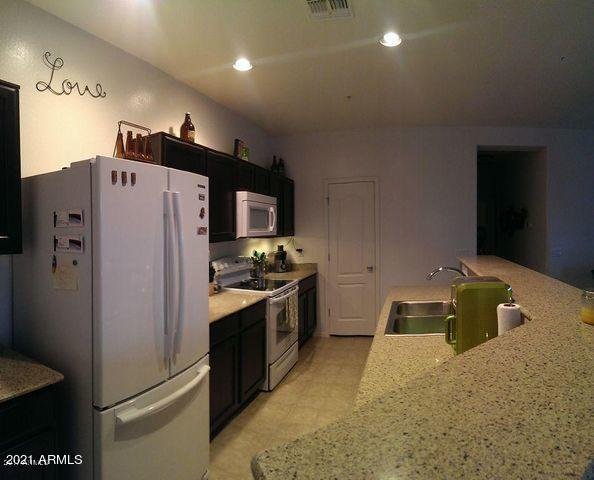 2 Beds 2 Baths Townhouse photo'