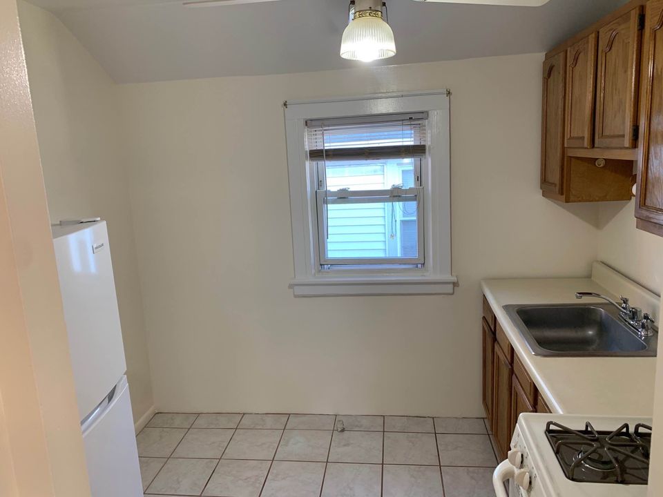 3 Beds 1 Bath - Apartment photo'