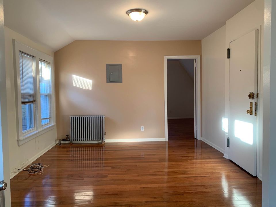 3 Beds 1 Bath - Apartment photo'