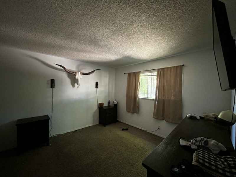 3 Beds 1 Bath - House photo'