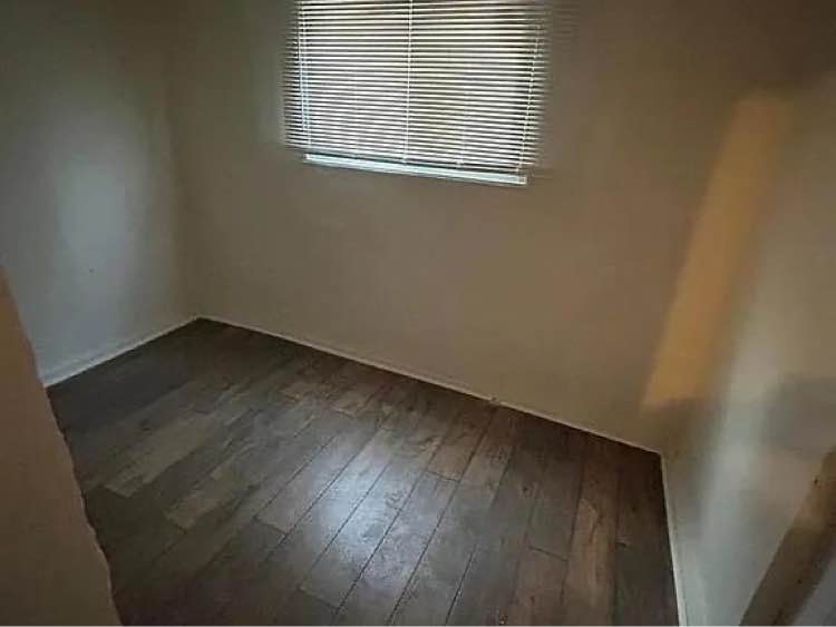 3 Beds 1 Bath - House photo'