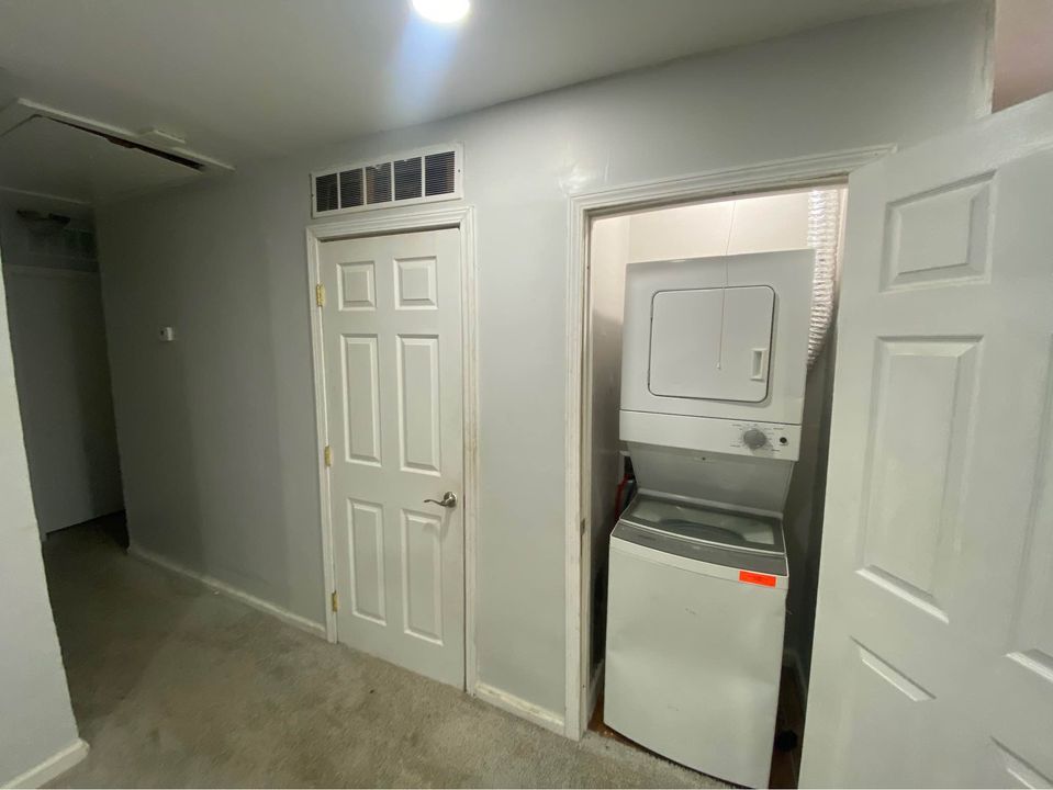 3 Beds 1 Bath - House photo'