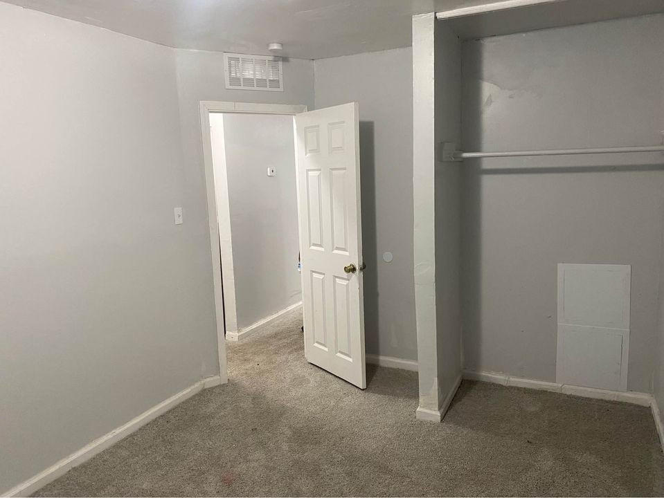 3 Beds 1 Bath - House photo'