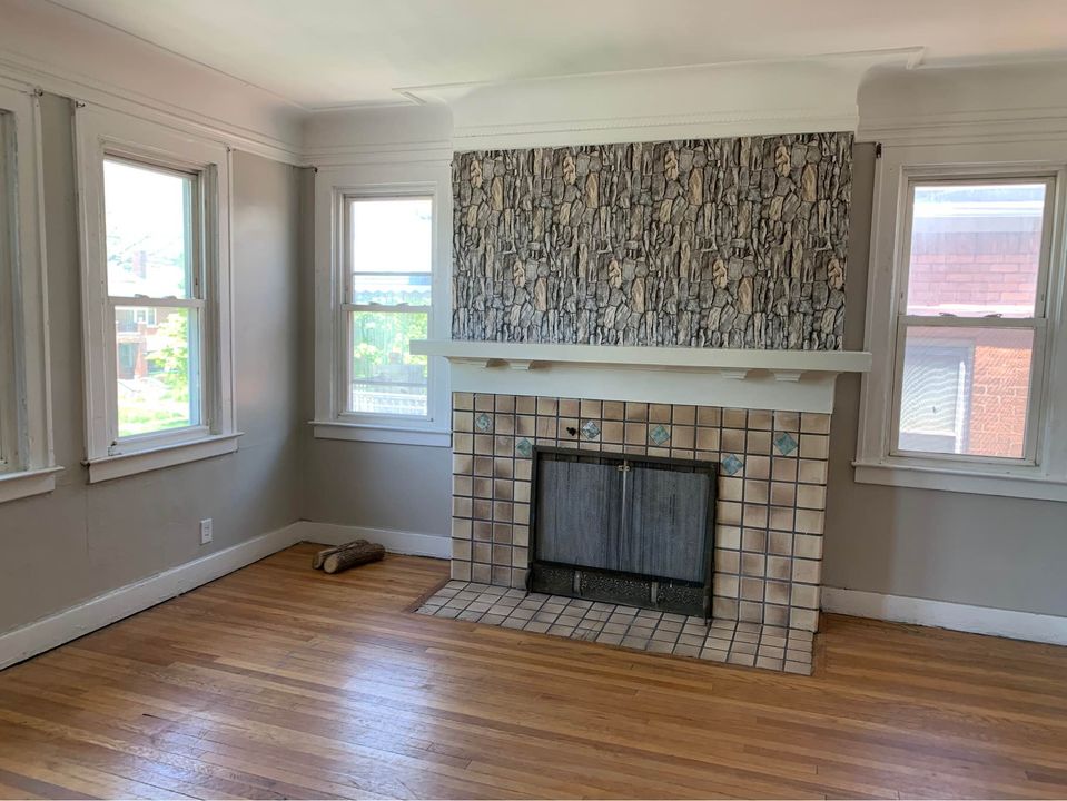 3 Beds 1 Bath - Townhouse photo'