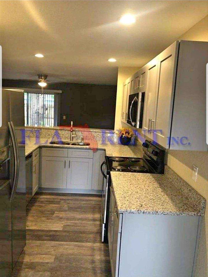 3 Beds 2 Baths - Townhouse