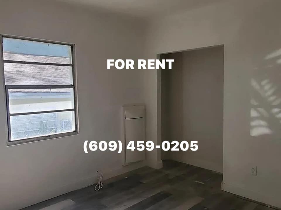 Studio apartment for rent photo'