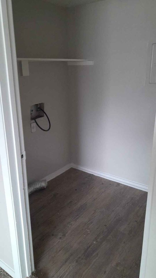 1 Bed 1 Bath - Townhouse photo'